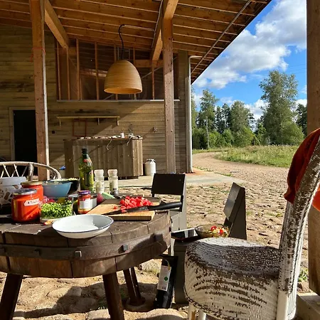 A With Horses Variku