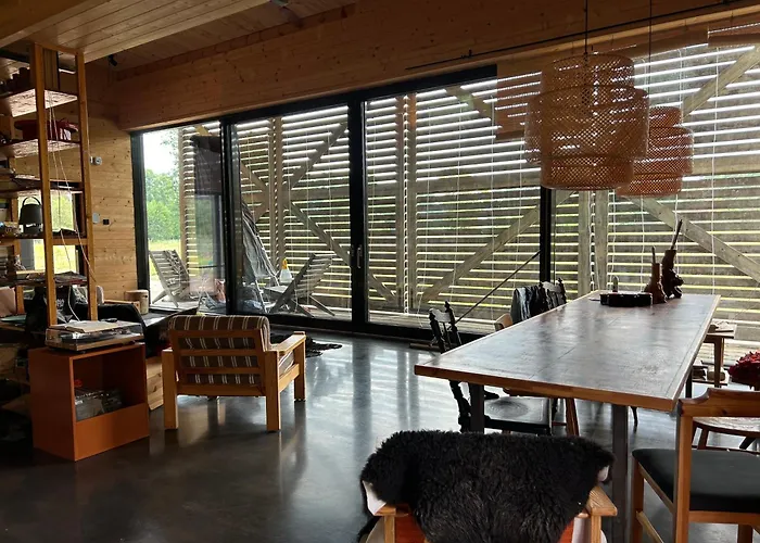 Semesterbostad A With Horses Variku